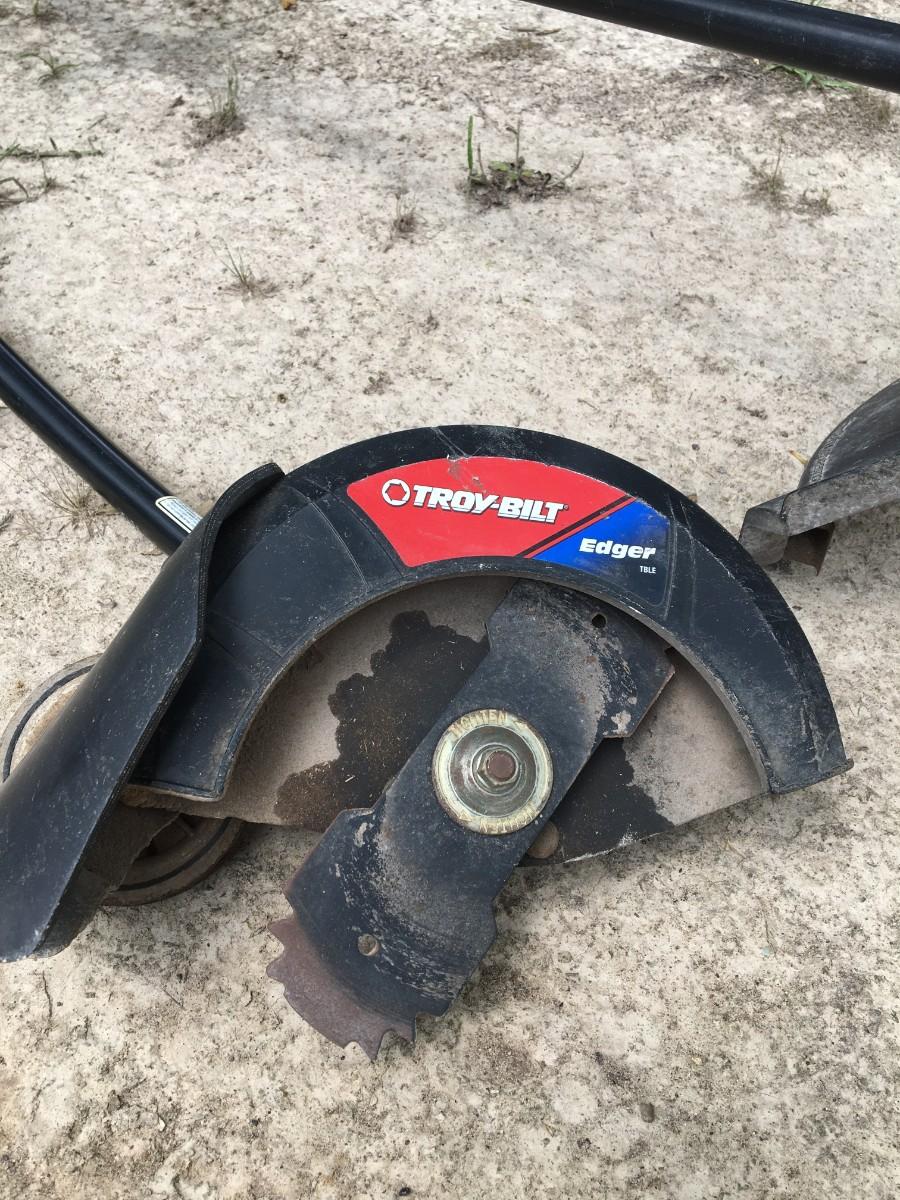 TroyBilt weed eater & edger, model TB475SS, NEEDS FUEL TANK & PRIMER