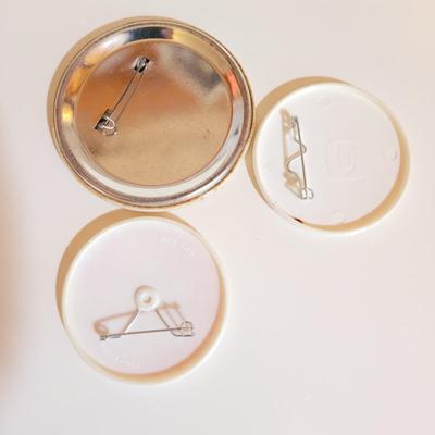 Vintage Restaurants Pinback Buttons Lot