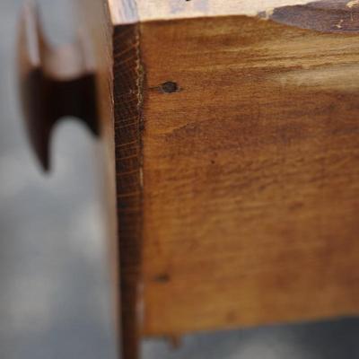 1920's QUARTER SAWN OAK ARTS AND CRAFTS STYLE DESK