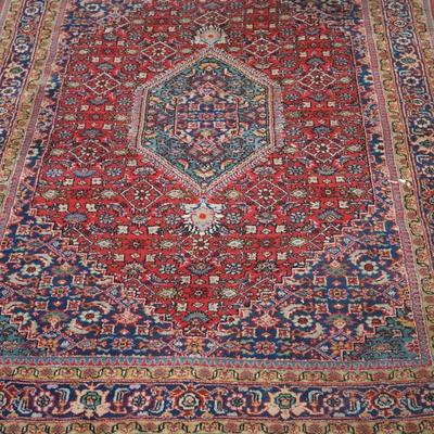 ORIENTAL RUG  4' BY 6'