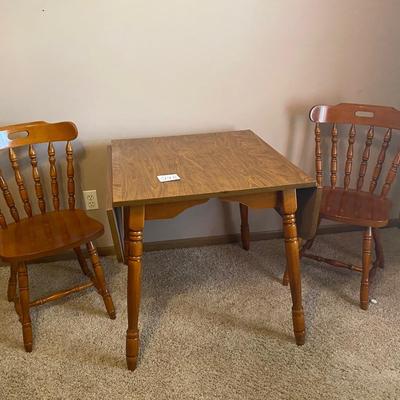 Nice Small Table and 2 Chairs