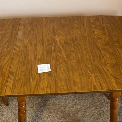 Nice Small Table and 2 Chairs