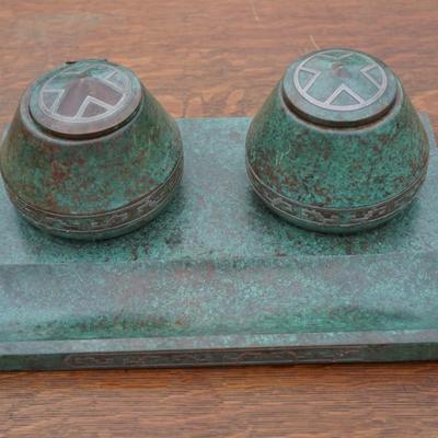 1920-30'S DESK SET MOTTLED GREEN FINISH OVER BRONZE WITH STERLING ACCENT