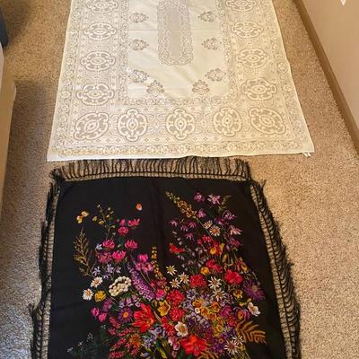 Beautiful Small Tablecloths