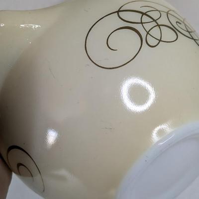 Pyrex Gold Scroll Chip and Dip Set