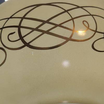 Pyrex Gold Scroll Chip and Dip Set
