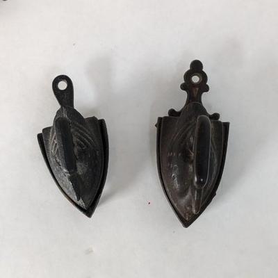 Cast Iron Amish Figures & Small Irons