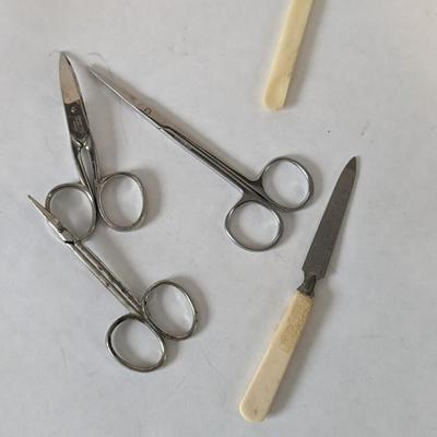 What's in a Man's Pocket?