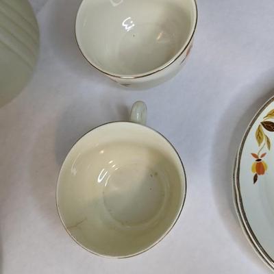 Superior Hall Leaf Dinnerware