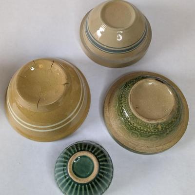 Small Crockware Bowls