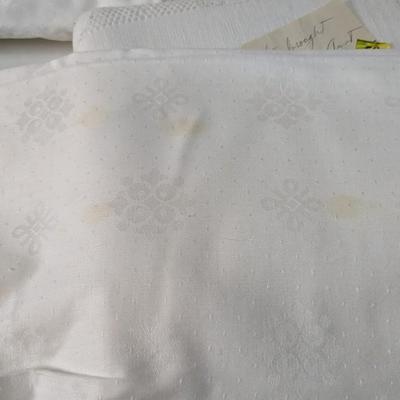 Vintage Table Linens