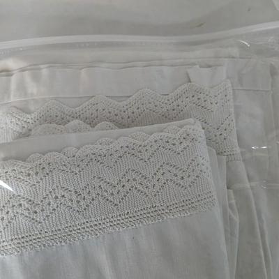 Vintage Table Linens
