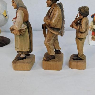 Wood Carved Figures