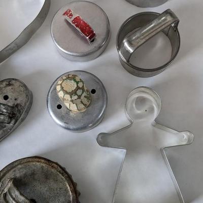 Tin Baking Accessories