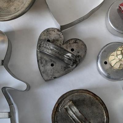 Tin Baking Accessories