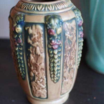 GROUPING OF POTTERY VASES. TWO ROSEVILLE / 1920=30'S