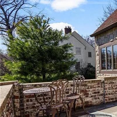 Vintage Bistro Outdoor Patio Set