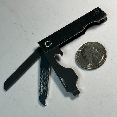 SMALL MULTI-TOOL KNIFE 2-1/4â€ LONG