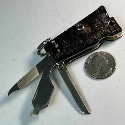 MULTI-TOOL KEYCHAIN USA