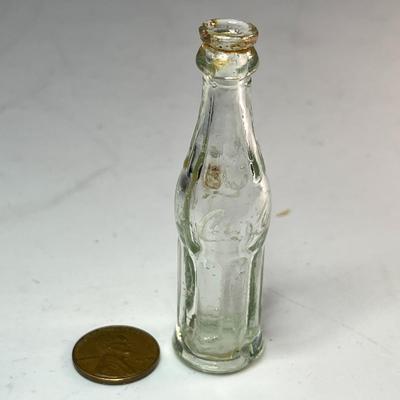 3â€ VINTAGE COKE BOTTLE WORN