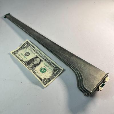 PAIR 12â€ SHELF BRACKETS 