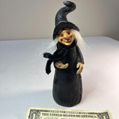 WITCH FIGURAL 8â€ WICKED