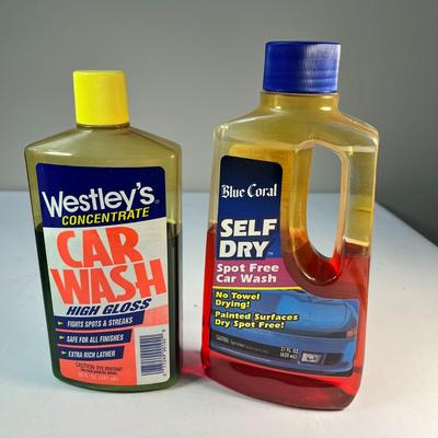 2 BOTTLES Â½ FULL CAR WASH SOLUTION 