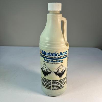 MURIATIC ACID Â½ FULL