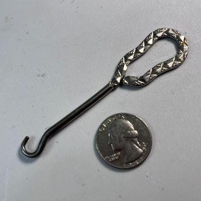 3-1/2â€ LONG ANTIQUE BUTTON HOOK