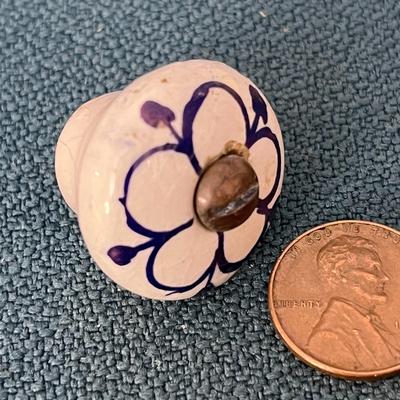 OLD DELFT KNOB DRAWER PULL