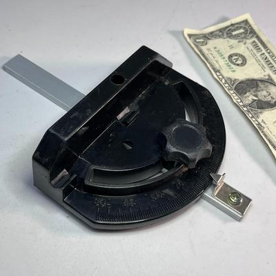 TABLE SAW SLIDE/PUSHER