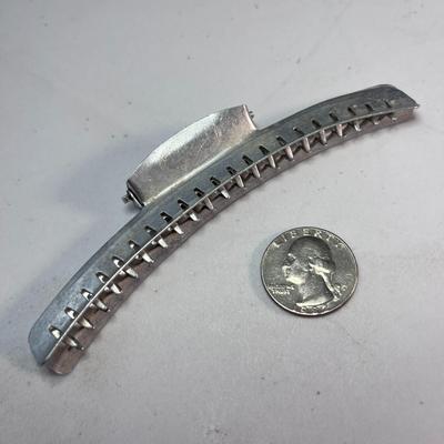 VINTAGE ALUMINUM HAIR CLIP â€œTIP TOPâ€