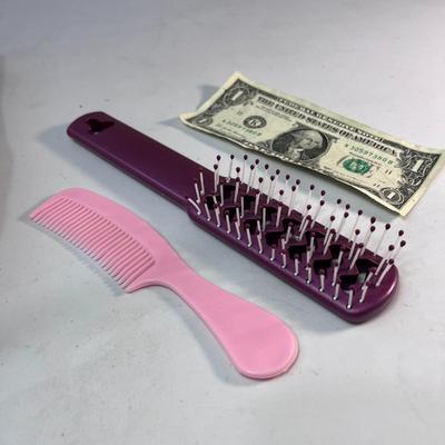 PURPLE & PINK COMB AND HAIR BRUSH SET CLEAN