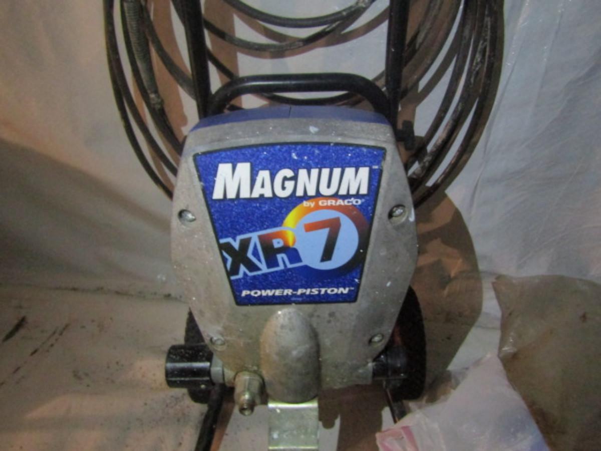 Magnum by Graco XR7 Power Piston Sprayer