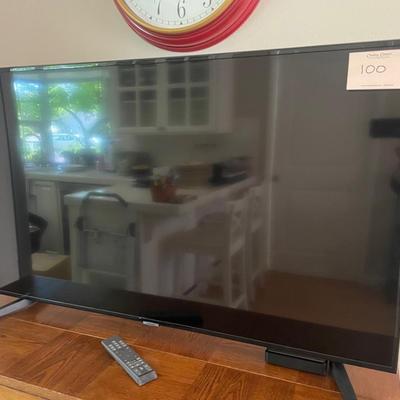 Samsung TV - 50in