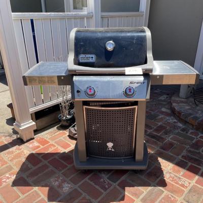 Weber Spirit BBQ gas grill 