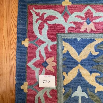 Nice, bright and cheerful area rug
