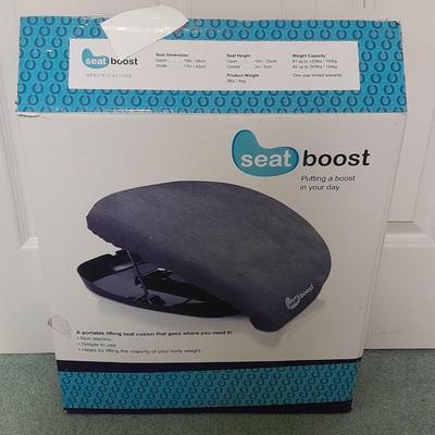 Portable lifting seat cushion Seat Boost Putting a boost in your day!