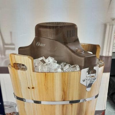 Oster Ice Cream shop 4-quart wooden bucket ice cream maker