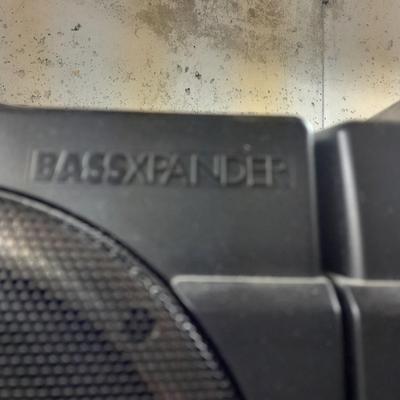 Sanyo boom box ghetto blaster with detachable speakers AM/FM Dual cassette CD player BASSXPANDER