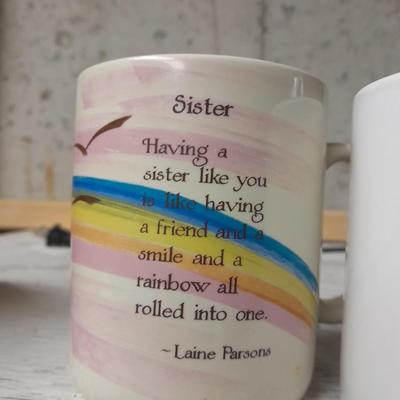 Cuisinart Coffee Maker.  Pot or single brew Coffee with coffee mugs