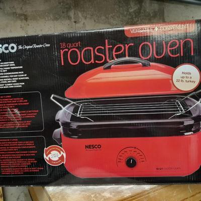Nesco 18 Quart Roaster oven, roasts, slow cooks, bakes, and steams
