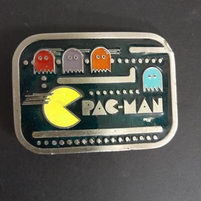 Vintage Pac-Man belt buckle 8186