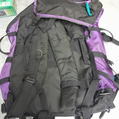 Photoflex Galen Powell Hiking Backpack / bug out bag with battery operated Suntone AM/FM Boom box