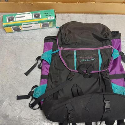 Photoflex Galen Powell Hiking Backpack / bug out bag with battery operated Suntone AM/FM Boom box