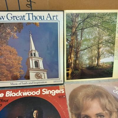 12" LP Vinyl records wide variety of artists Country, Super hits, Golden hits and more