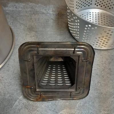 Large aluminum pot with strainer and campfire toaster