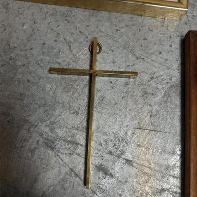 Vintage religious wall hanging Bubble art, framed Jesus, and two wall crosses.