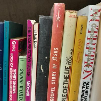 Variety of Books, Hardback and Softback many Geres (2)