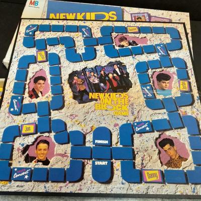 Collectible Milton Bradley New Kids on the Block Board game, COMPLETE!
